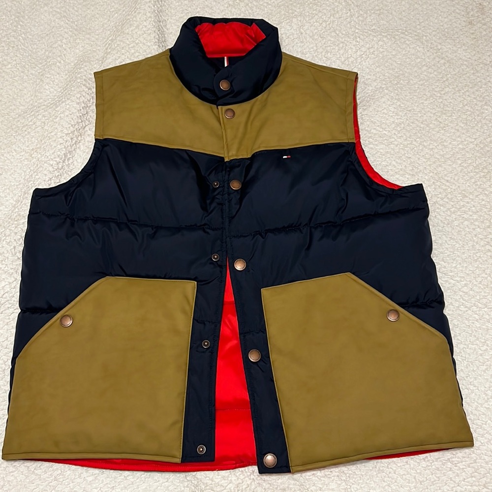 NEW Tommy Hilfiger Puffer Vest